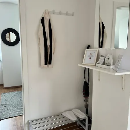 Exquisites Loft Mit Schloss Blick Fuer 5 Personen 아파트 하겐