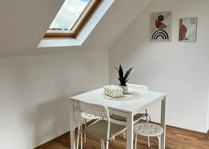 Appartement Exquisites Loft Mit Schloss Blick Fuer 5 Personen